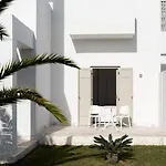 Tzanis Ξενοδοχείο 4*
