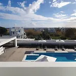 Tzanis Σκύρος