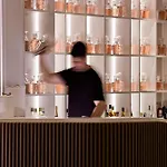 Hotel Tzanis