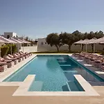 Hotell Tzanis 4*