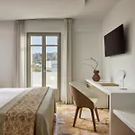 Tzanis Hotell 4*