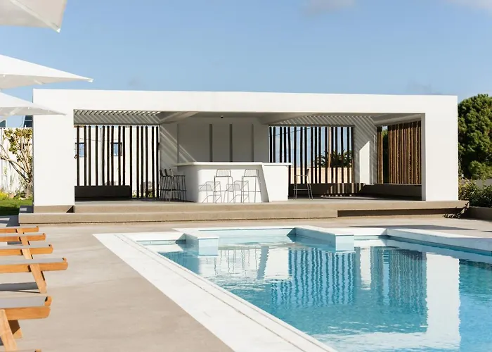 Ξενοδοχείο Tzanis