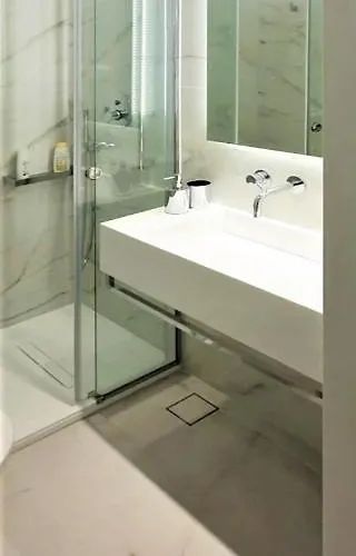 Tzanis 4* Σκύρος