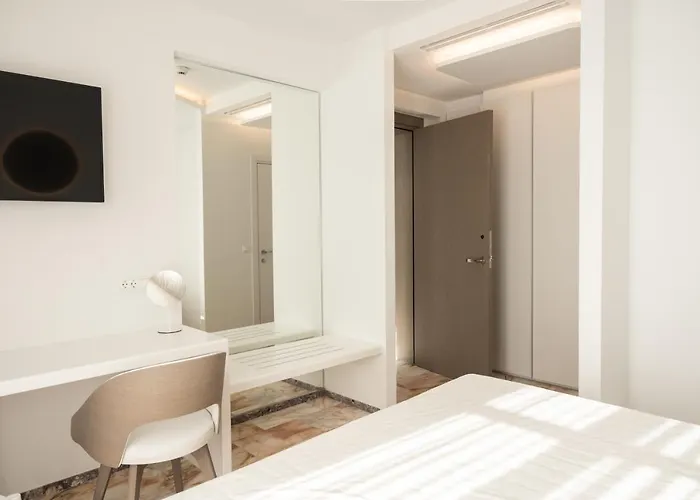 Ξενοδοχείο Tzanis Σκύρος