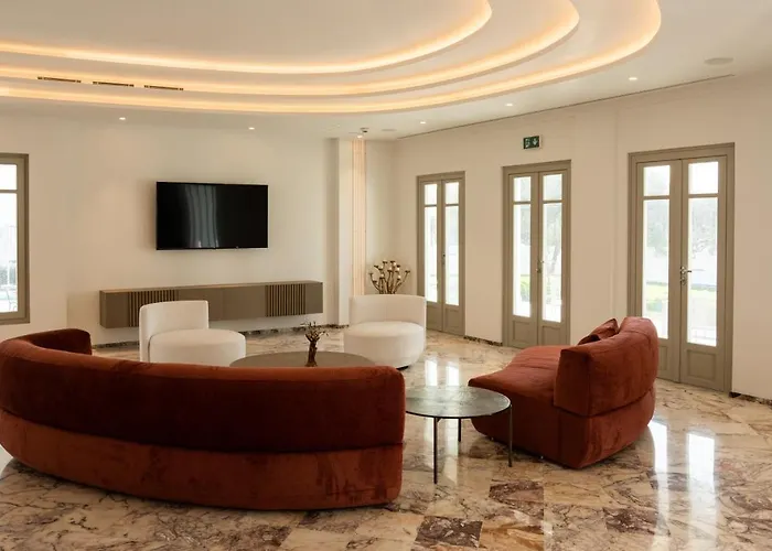 Tzanis 4* Σκύρος