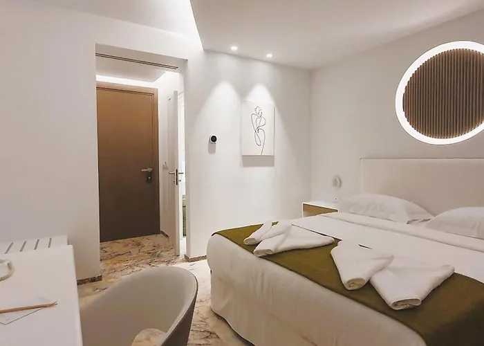 Ξενοδοχείο Tzanis 4*